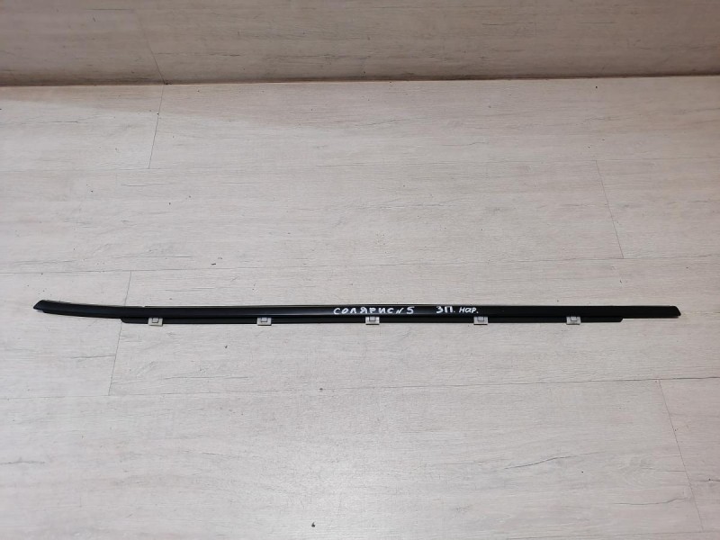 Solaris №5 бархотка наружная задняя правая