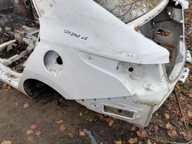 Solaris №5 крыло заднее левое