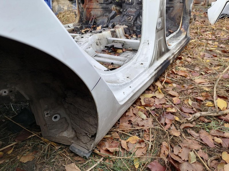 Solaris №5 порог правый деф