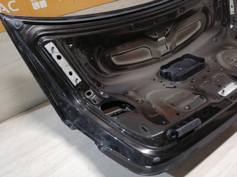 Audi A6 C7 крышка багажника