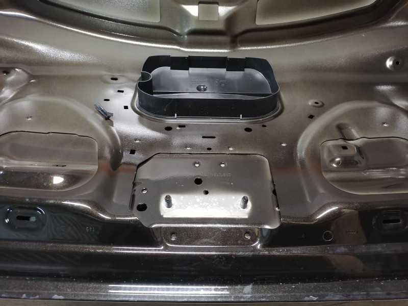 Audi A6 C7 крышка багажника