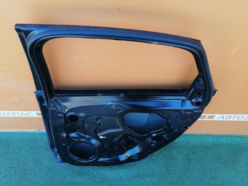 Audi A6 C7 дверь задняя правая деф