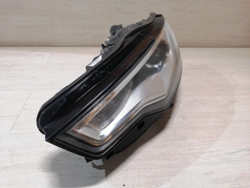 Audi A6 C7 фара левая деф