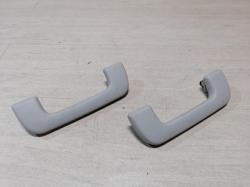 Audi A6 C7 ручка потолка передняя