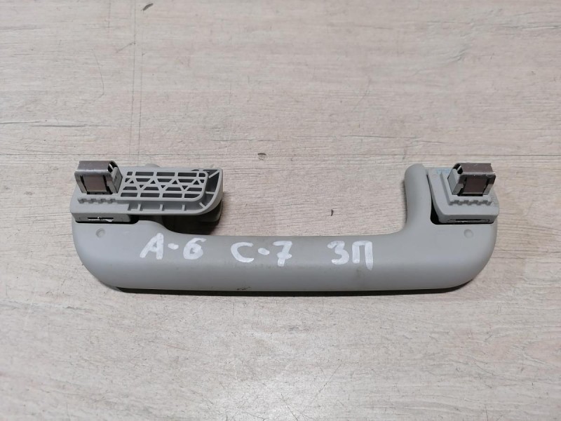 Audi A6 C7 ручка потолка задняя