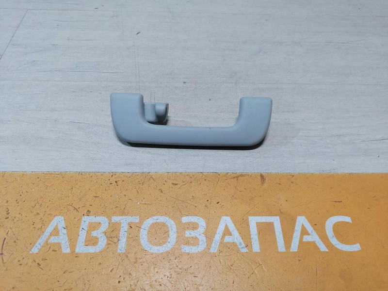 Audi A6 C7 ручка потолка задняя