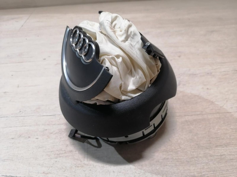 Audi A6 C7 подушка безопасности в руль стрел