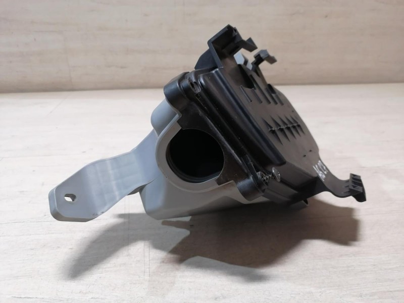 Audi A6 C7 корпус блока предохранителей подкапотный