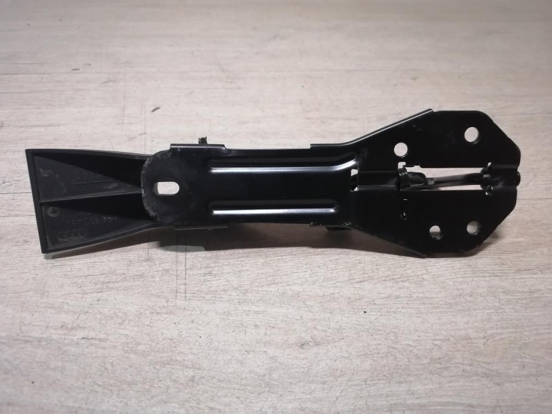 Audi A6 C7 ручка открывания капота петля замка капота