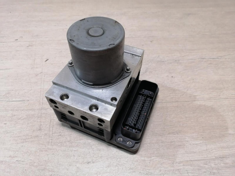 Audi A6 C7 блок АБС