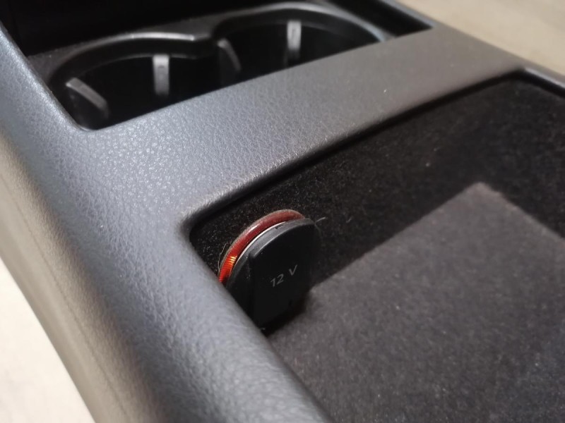 Audi A6 C7 подлокотник