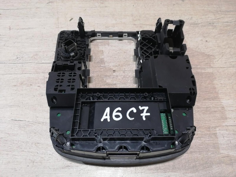 Audi A6 C7 блок управления магнитолой мультимедией панель блок кнопок