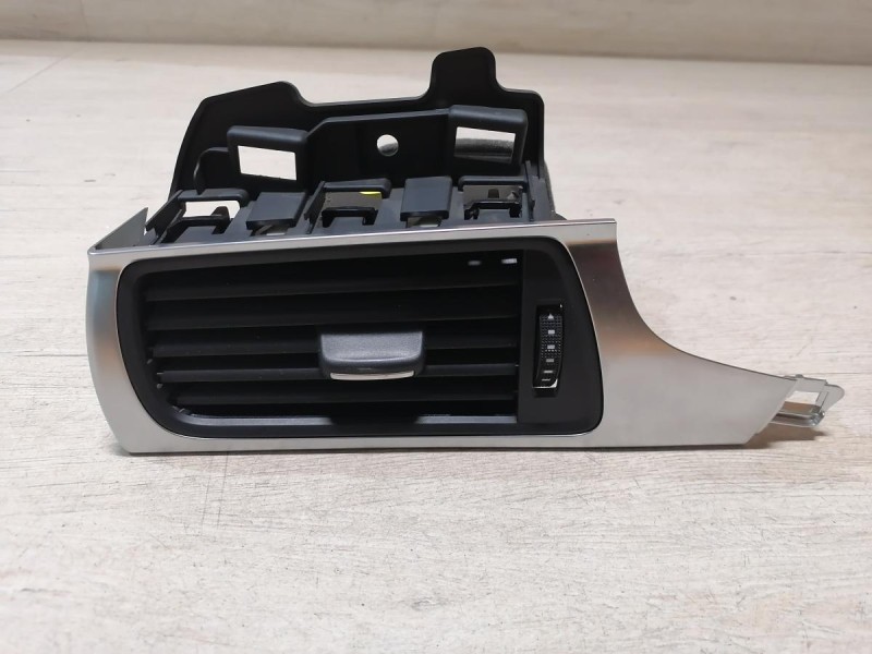 Audi A6 C7 дефлектор торпедо левый