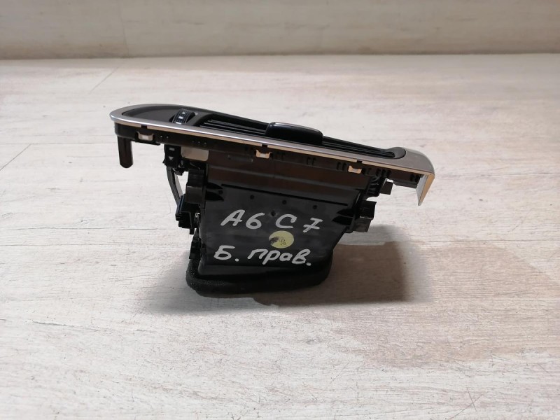 Audi A6 C7 дефлектор торпедо правый