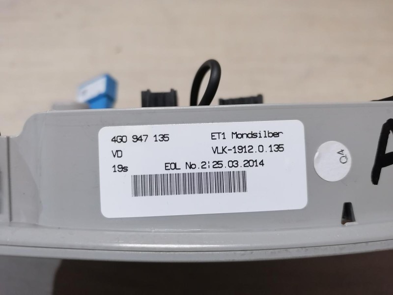 Audi A6 C7 плафон салона передний