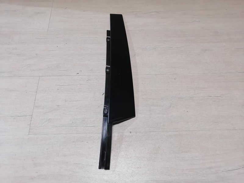 Audi A6 C7 накладка стойки двери передняя левая