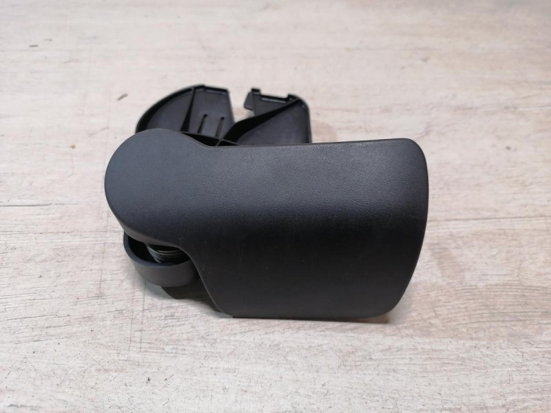 Audi A6 C7 ручка открывания капота в салоне