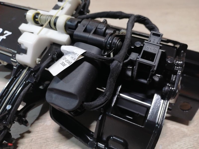 Audi A6 C7 информационный дисплей монитор