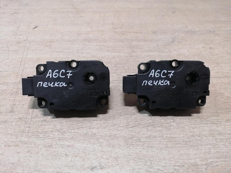 Audi A6 C7 моторчик заслонки печки