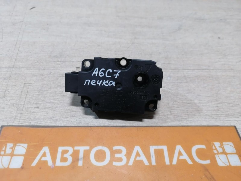 Audi A6 C7 моторчик заслонки печки