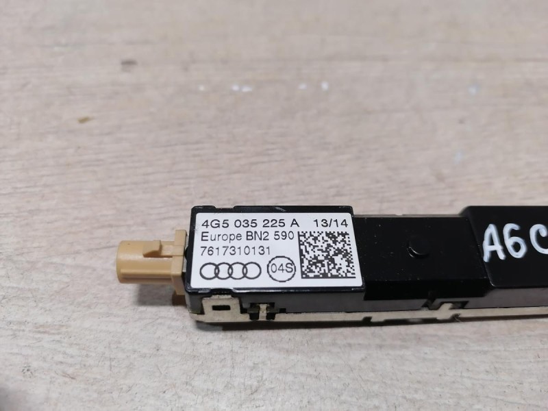 Audi A6 C7 усилитель антенны 4g5035225a
