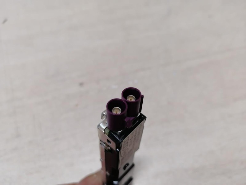 Audi A6 C7 усилитель антенны 4g5035225