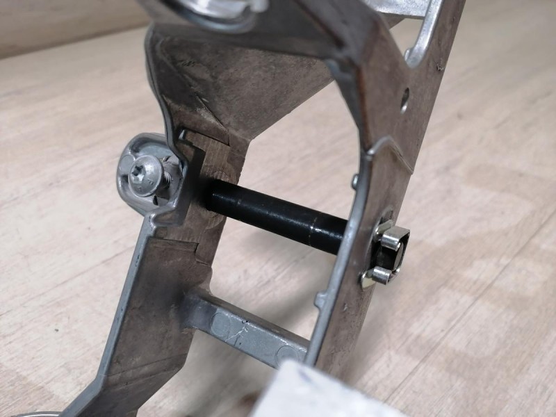 Audi A6 C7 кронштейн педалей