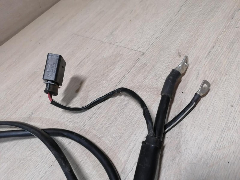 Audi A6 C7 провод силовой на стартер деф