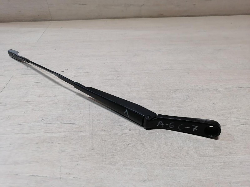 Audi A6 C7 поводок дворника левый правый к-кт