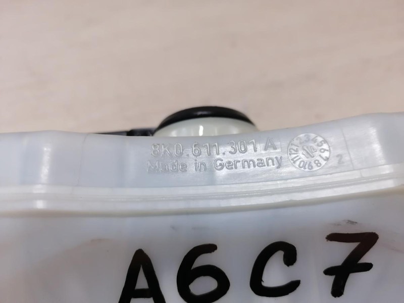 Audi A6 C7 бачок тормозного цилиндра