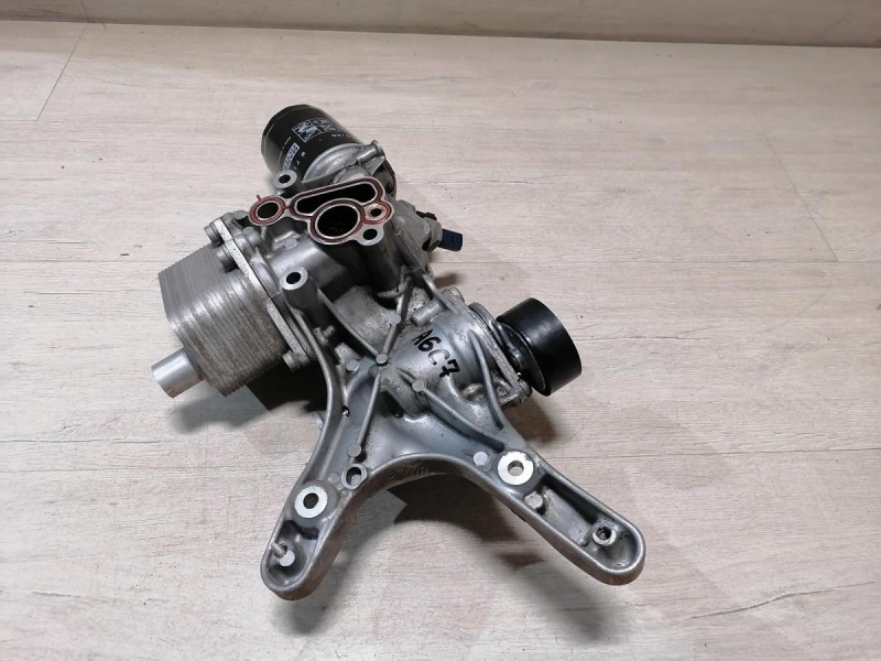 Audi A6 C7 корпус масляного фильтра