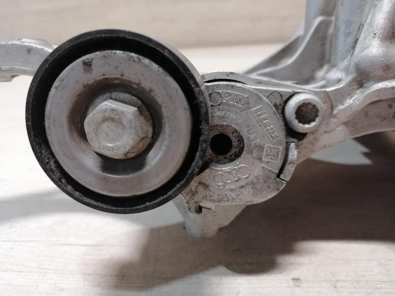 Audi A6 C7 корпус масляного фильтра