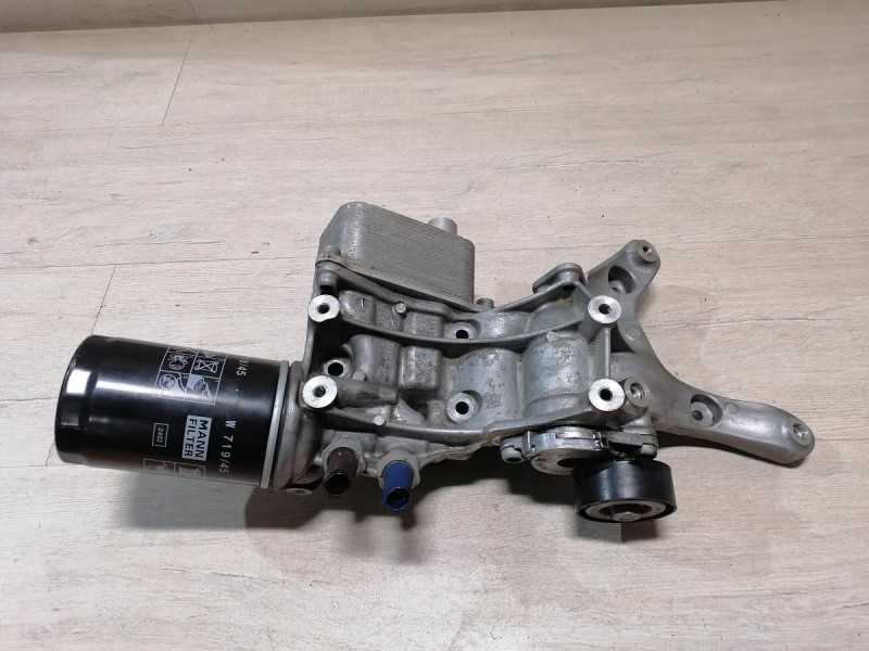 Audi A6 C7 корпус масляного фильтра