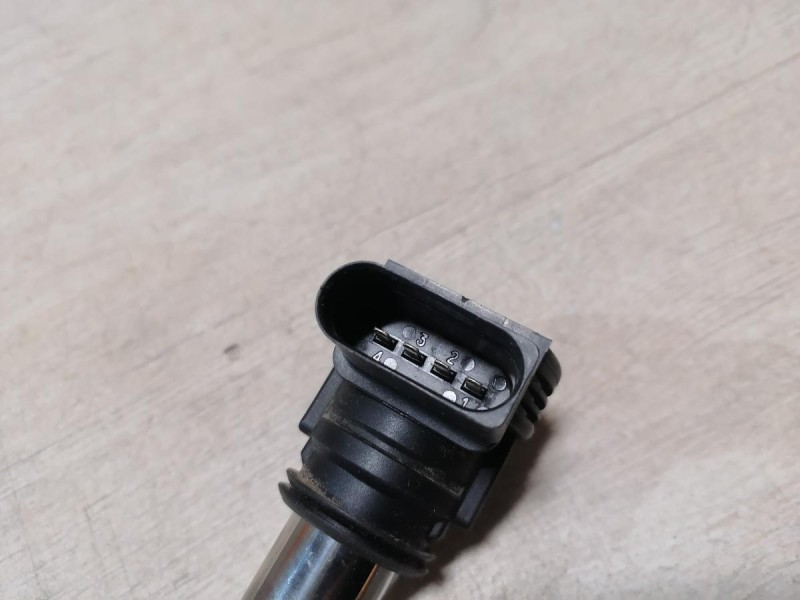 Audi A6 C7 катушка зажигания