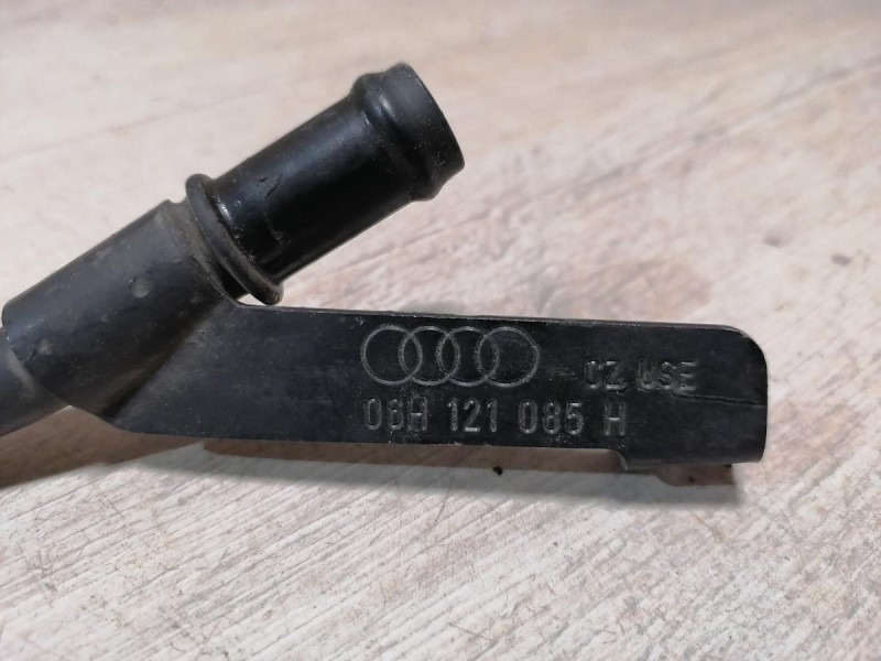 Audi A6 C7 трубка турбины патрубок 0261230209