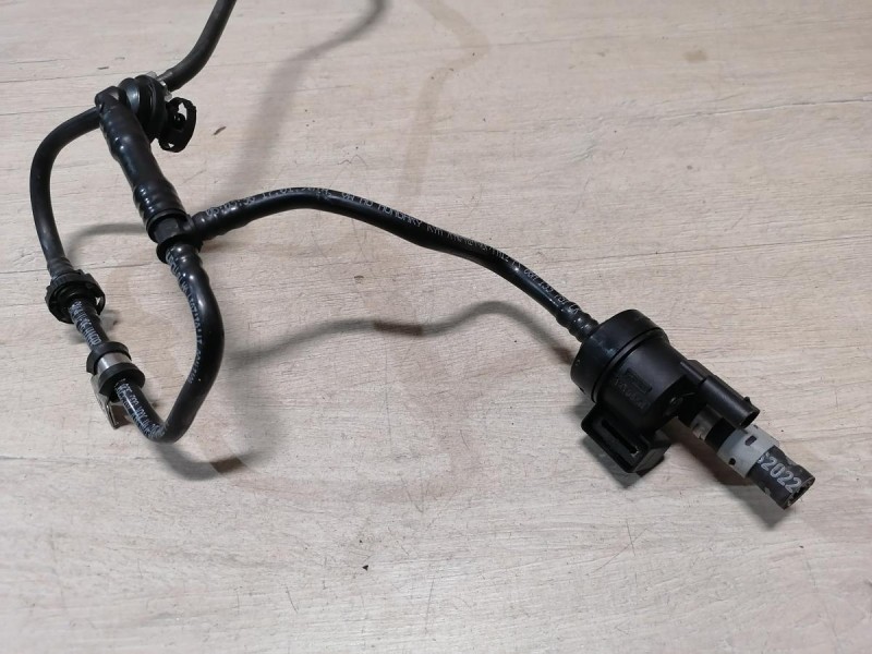 Audi A6 C7 клапан электромагнитный топливный трубка 06h906517aa