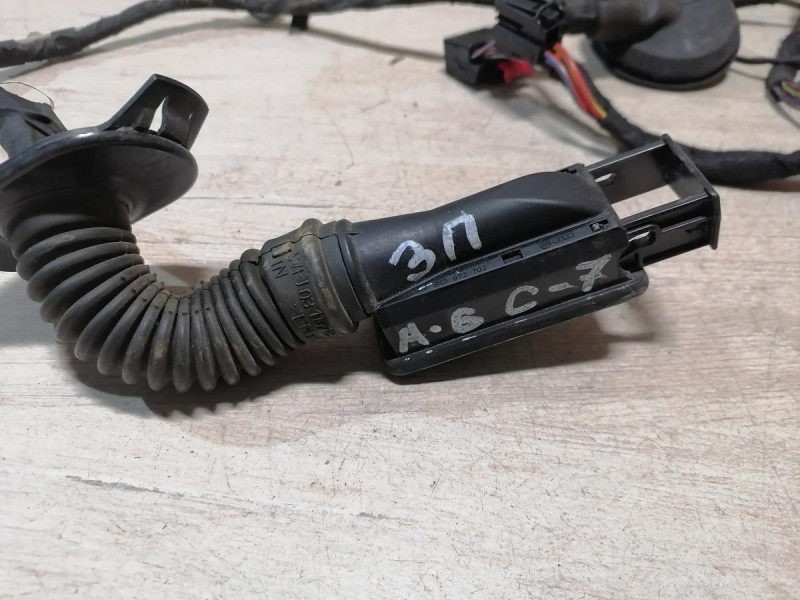 Audi A6 C7 проводка двери задняя правая