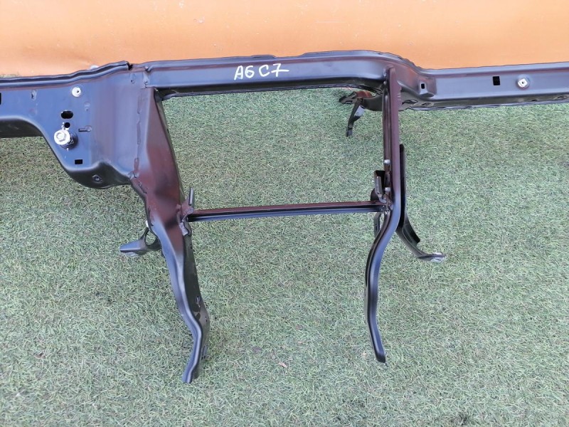 Audi A6 C7 усилитель торпедо