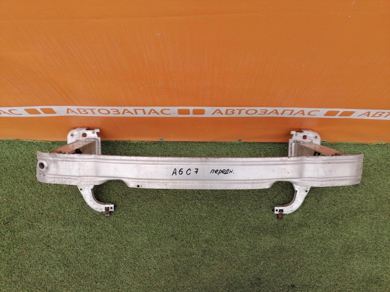 Audi A6 C7 усилитель переднего бампера