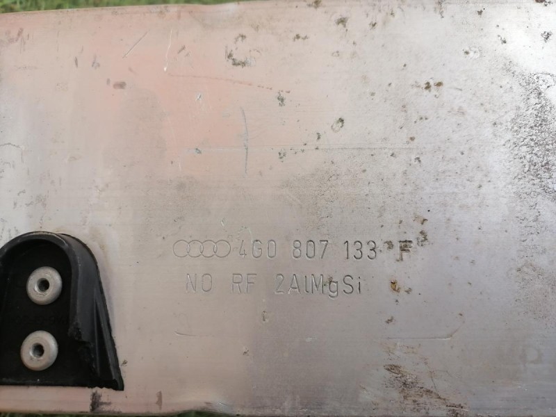 Audi A6 C7 усилитель переднего бампера