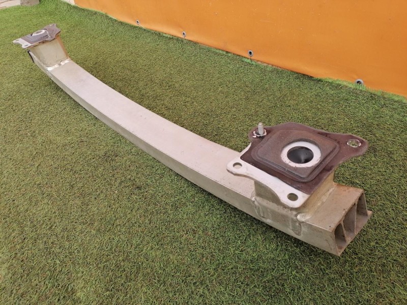 Audi A6 C7 усилитель заднего бампера