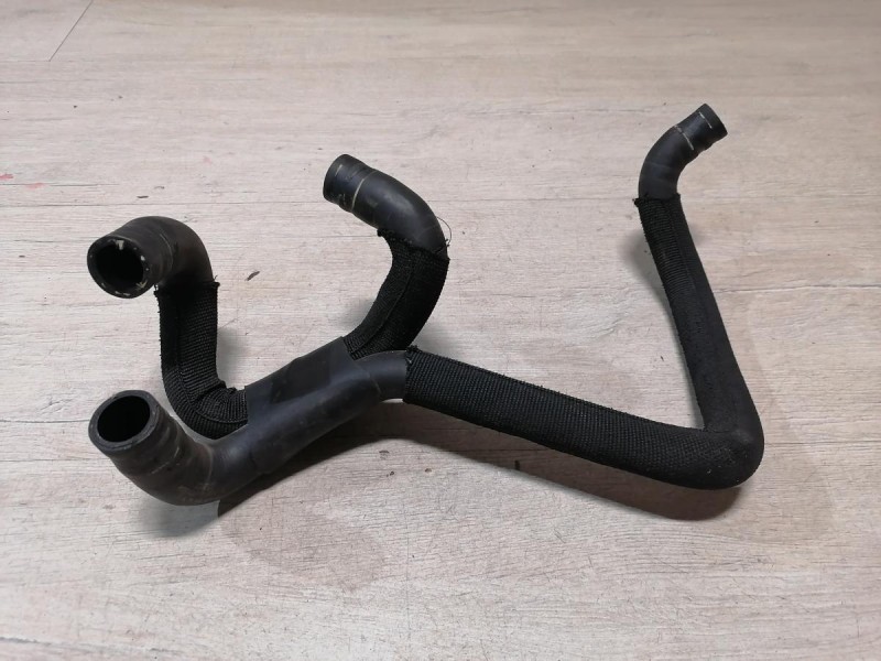 Audi A6 C7 патрубок охлаждения 06h121057am