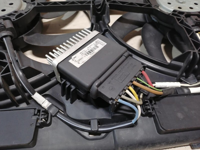 Audi A6 C7 диффузор вентилятор охлаждения резистор