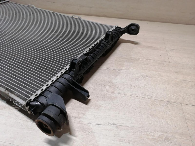 Audi A6 C7 радиатор охлаждения двигателя