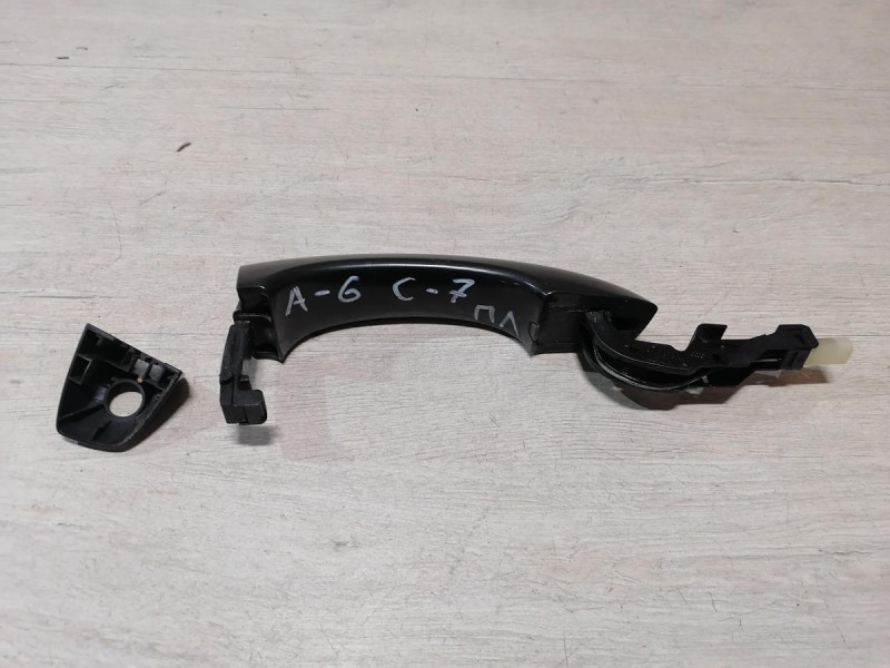 Audi A6 C7 ручка двери наружная передняя левая бесключевой