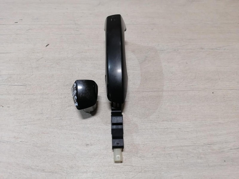 Audi A6 C7 ручка двери наружная передняя правая бесключевой