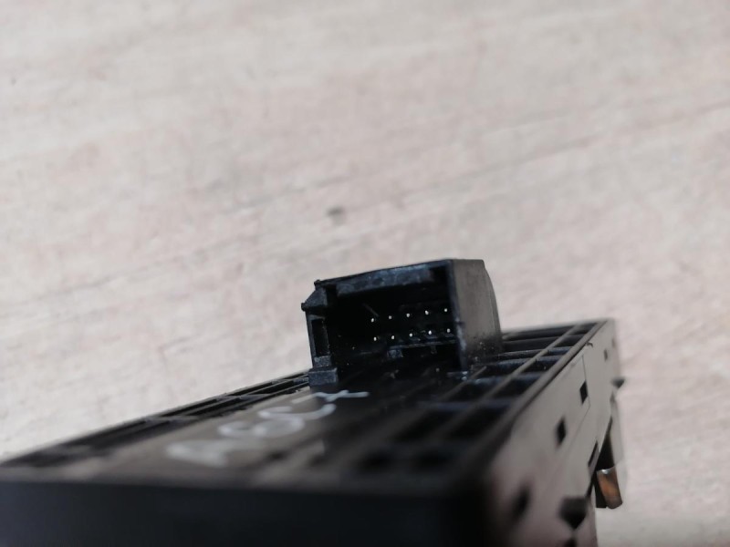 Audi A6 C7 блок управления стеклоподъемниками