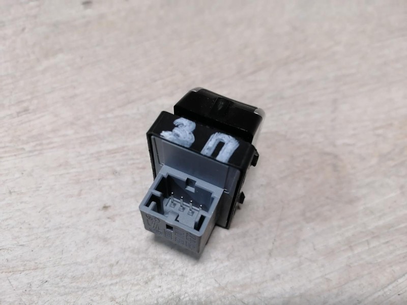 Audi A6 C7 кнопка стеклоподъемника