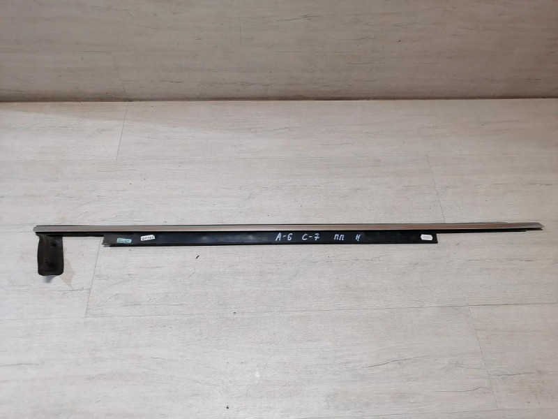 Audi A6 C7 бархотка наружная передняя правая