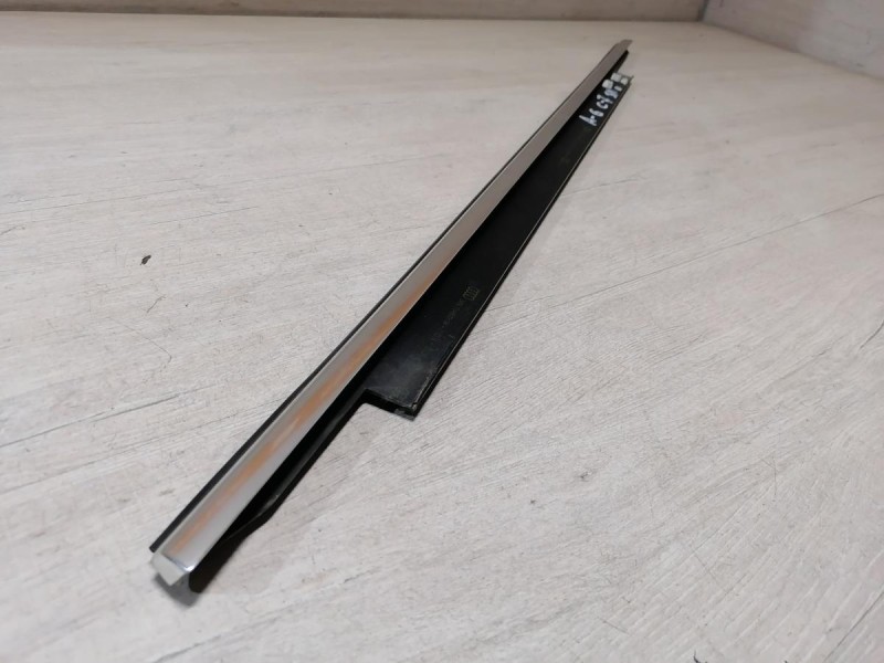 Audi A6 C7 бархотка наружная задняя левая